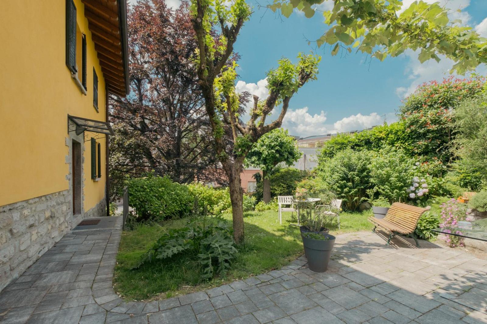 A Casa Di Maria Bed & Breakfast Комо Екстериор снимка