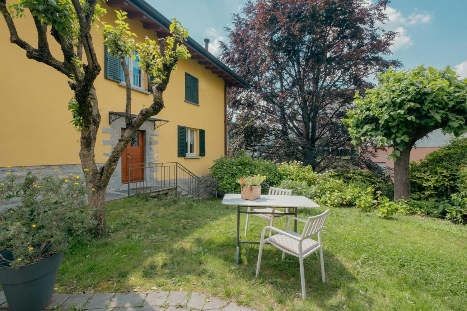 A Casa Di Maria Bed & Breakfast Комо Екстериор снимка
